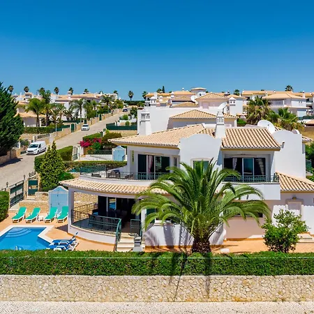 Villa Kelisia *